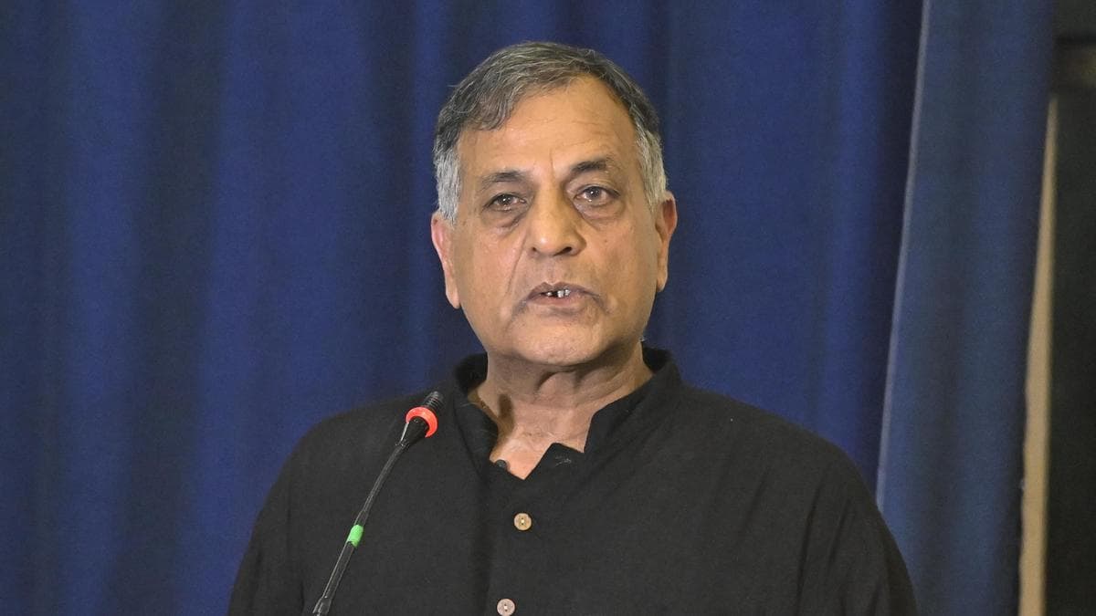 Former Election Commissioner Ashok Lavasa Warns ECI Facing Severe Credibility Crisis Amid Growing Voter Apprehension