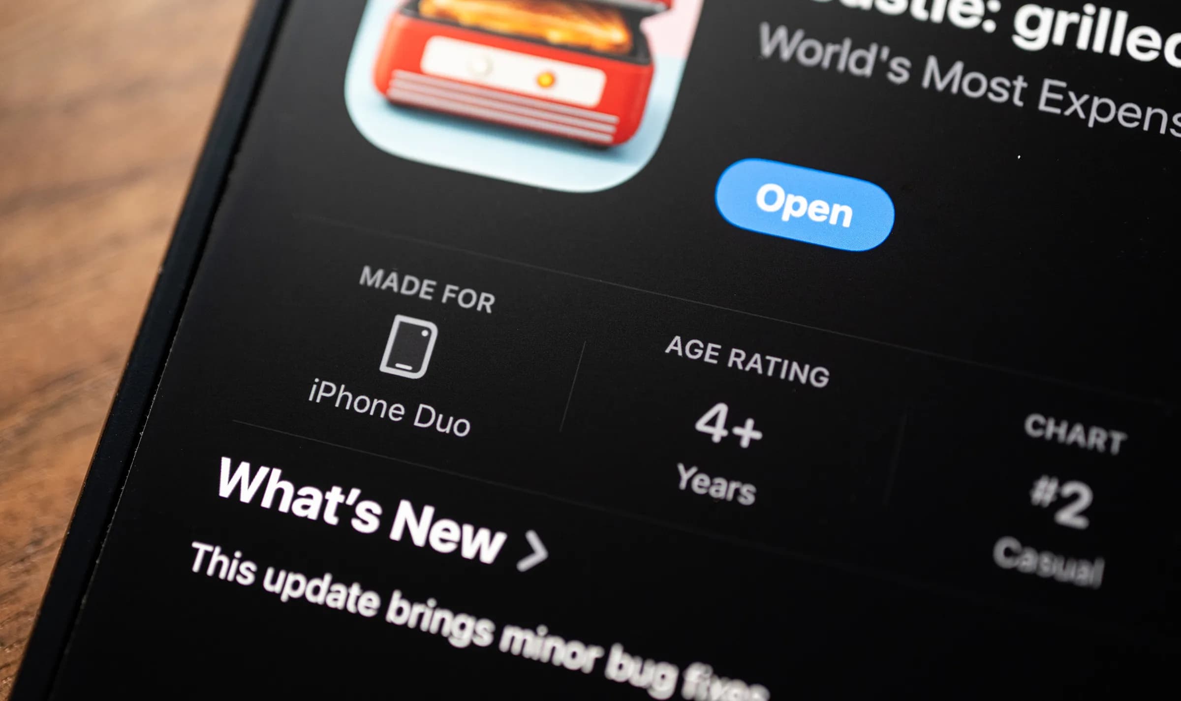 Innovative App Ecosystem Emerges for Apple's Folding iPhone Duo