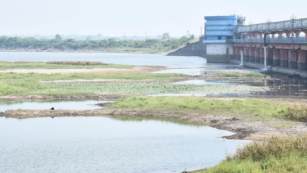 Telangana Initiates Major Pipeline Project to Divert Godavari Water to Depleted Singur and Manjira Basins