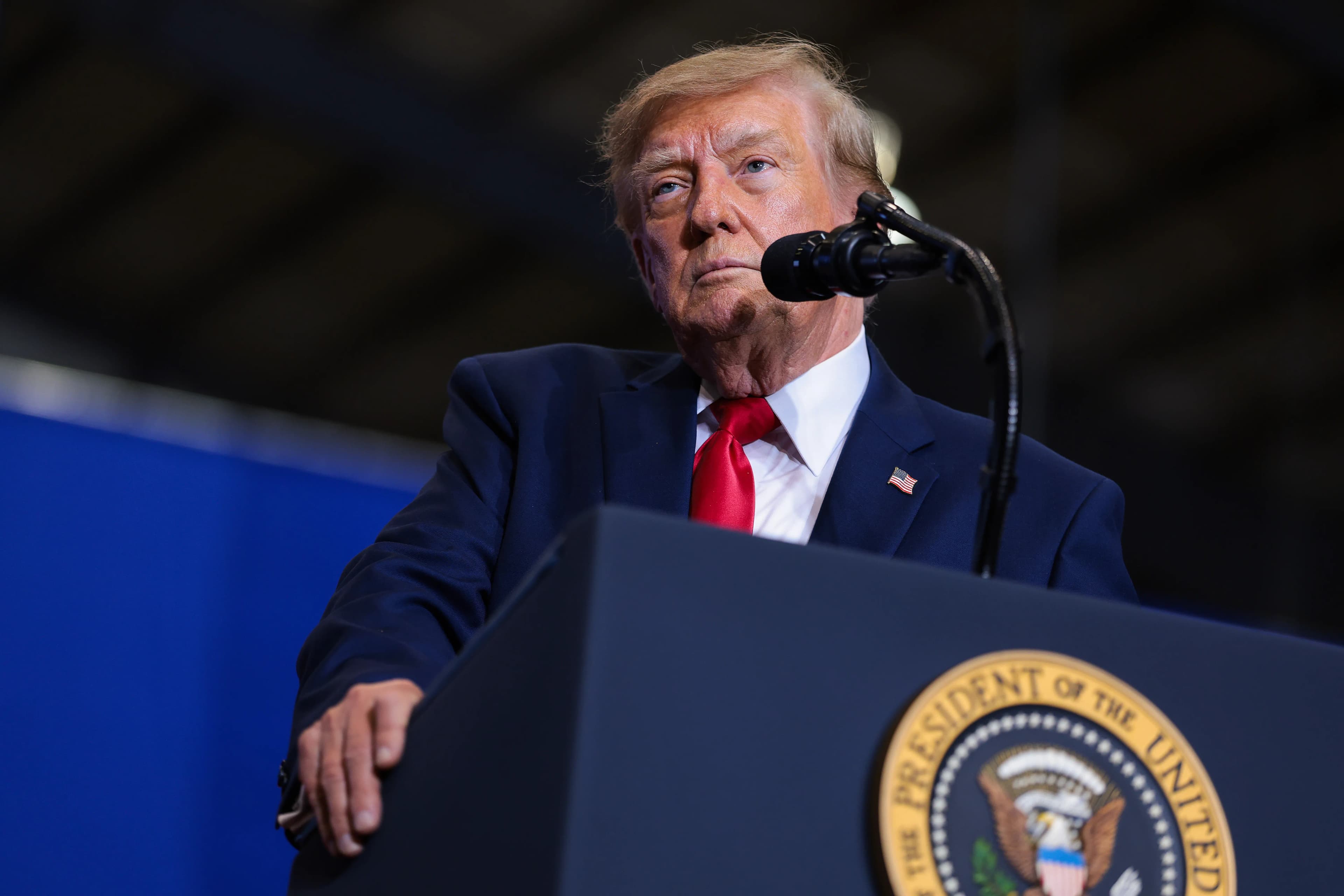 Donald Trump Reveals Google Executive Blocked Proposal to Rename Atlantic Ocean on Digital Maps