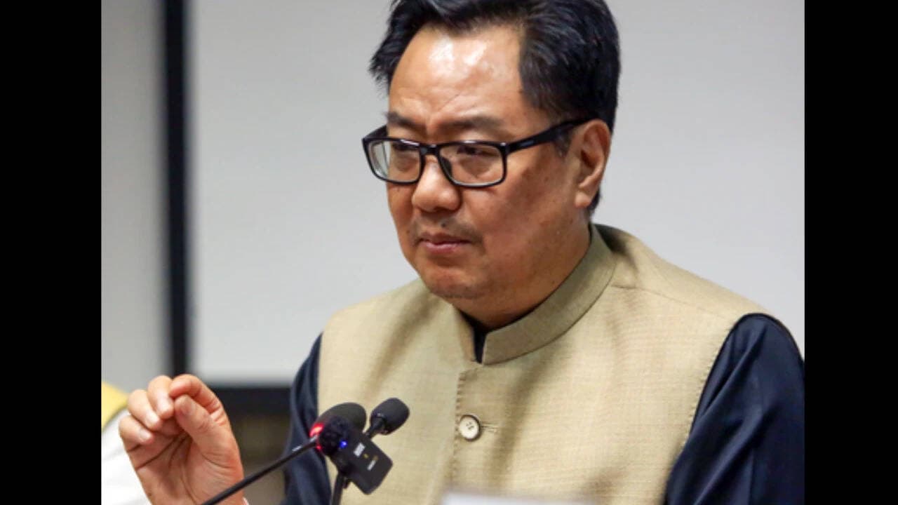 Union Minister Kiren Rijiju Issues Emergency Helplines for Indian Pilgrims Stranded in Saudi Arabia