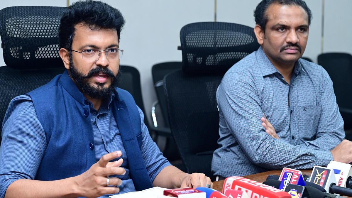 Guntur Prepares for Civic Elections: Nearly 600 Polling Booths Established for November 1 Vote