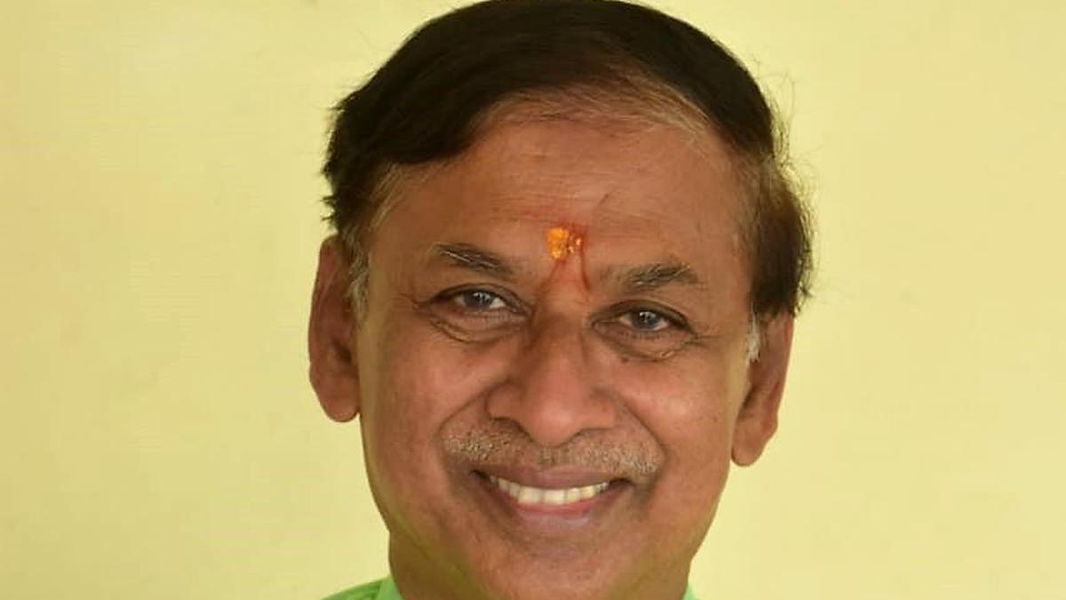 BJP’s S.V. Sankanur wins West Graduates’ Constituency seat for third time