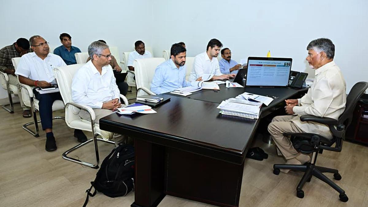 Cyclone Arnab threat: Naidu orders evacuations, puts Andhra Pradesh on high alert