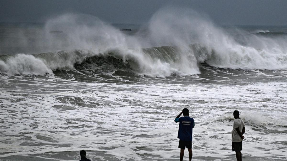 Cyclone Arnab Triggers Heavy Rainfall in Andhra Pradesh While Landfall Zones Remain Calm
