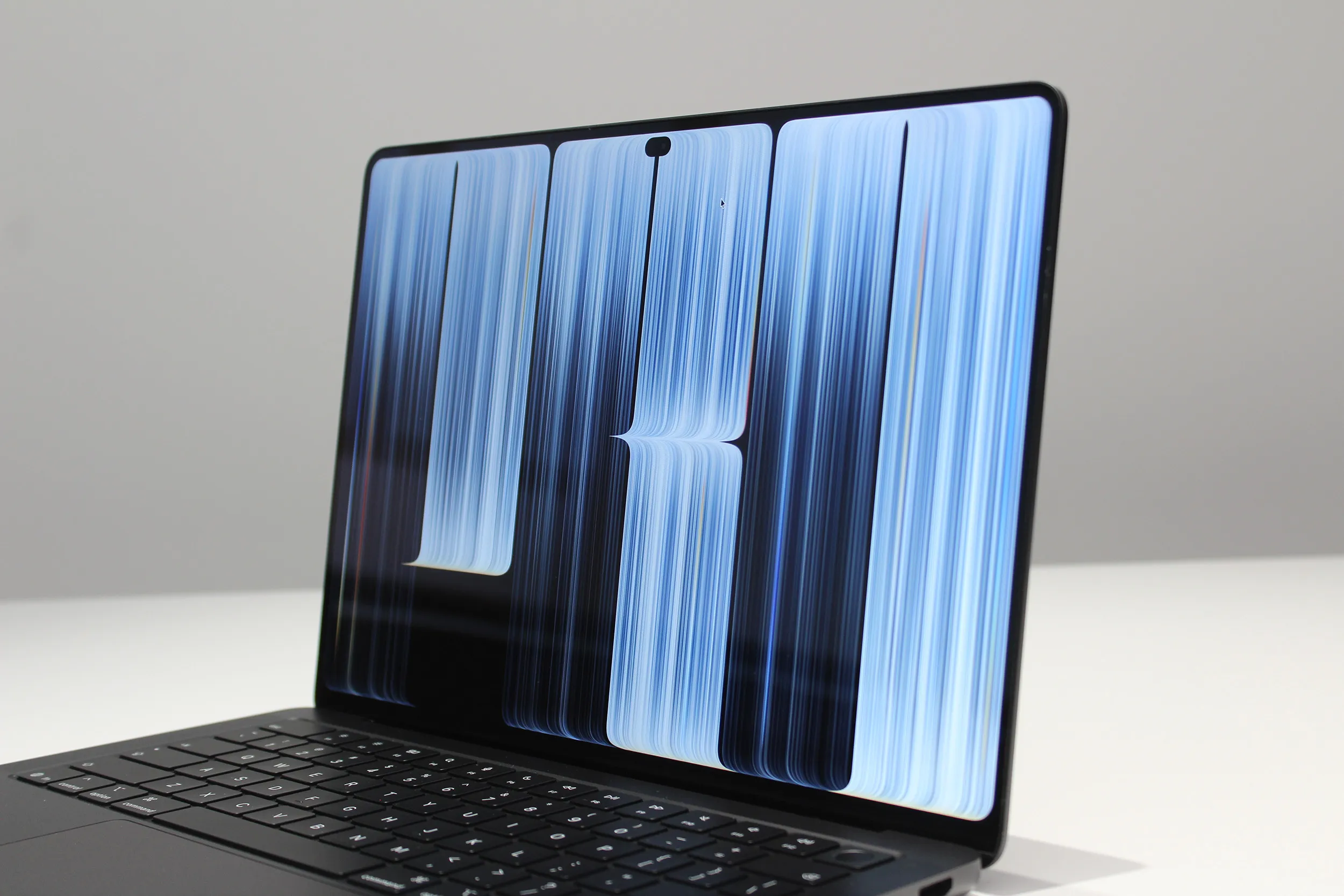 Apple Redefines Laptop Displays with Groundbreaking 2,000-Nit OLED MacBook Pro