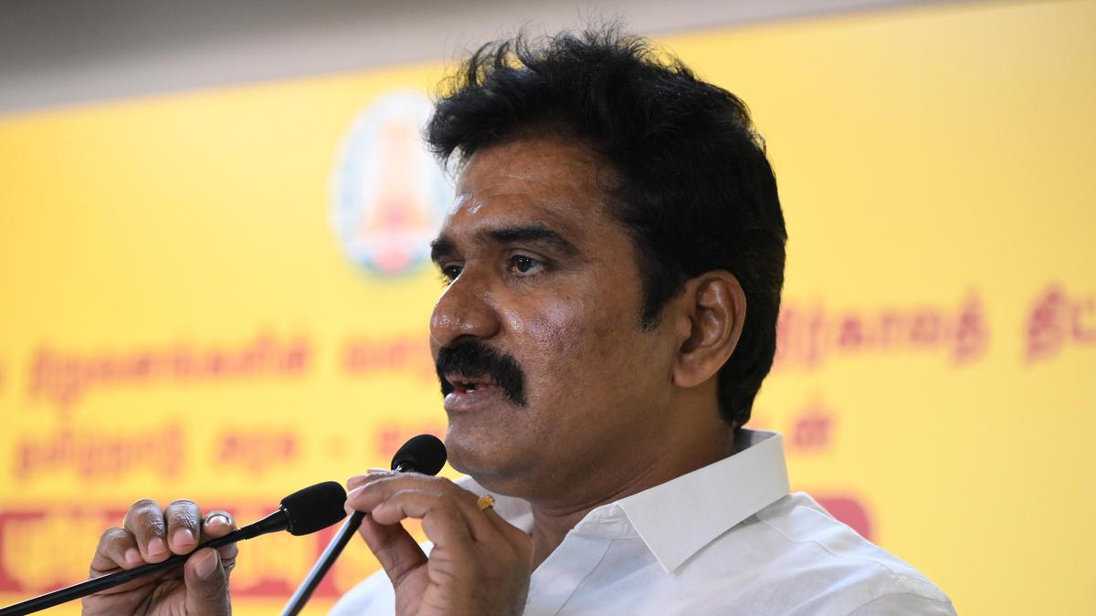 Tamil Nadu Authorities Scramble to Track 13 Fugitives Following Theni Jailbreak
