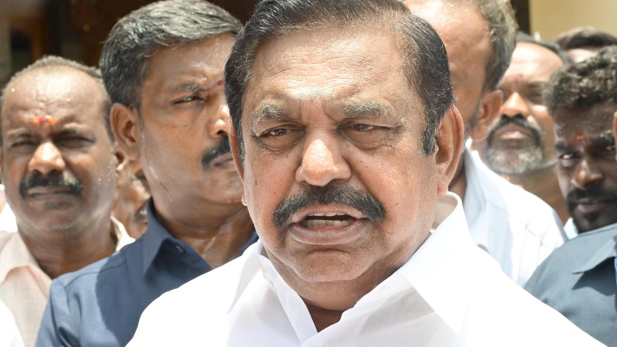Theni jailbreak: Palaniswami, Dhinakaran criticise TVK-led Tamil Nadu government
