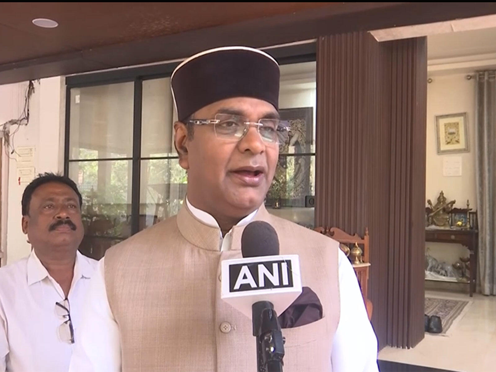 Madhya Pradesh Minister Vishvas Sarang Condemns Mallikarjun Kharge Over Sharp Criticism of PM Modi